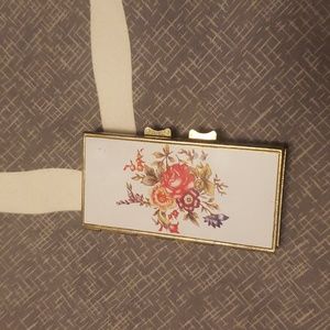 Pocket size pill holder